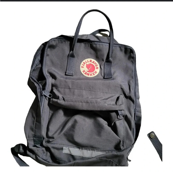 Fjallraven Kanken Backpack grey full size - Picture 1 of 6